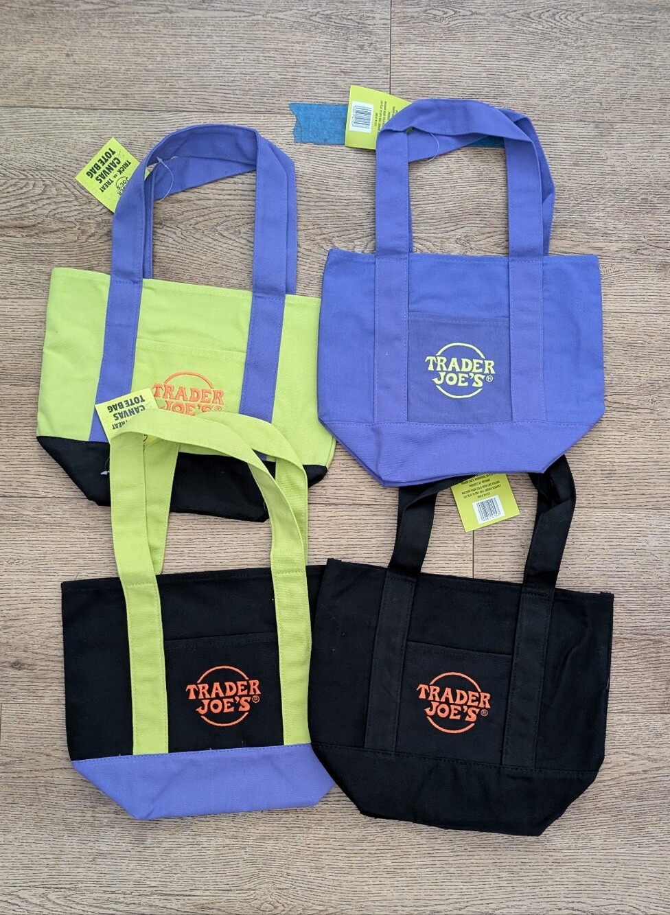 Trader Joe’s Mini Tote Totebags Bags Halloween. SET OF ALL FOUR! NEW WITH TAGS!